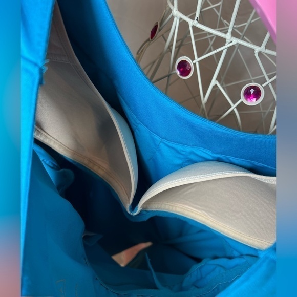 Athleta Tank Top with Built-in Bra - Size 36C - Blue - Picture 8 of 9